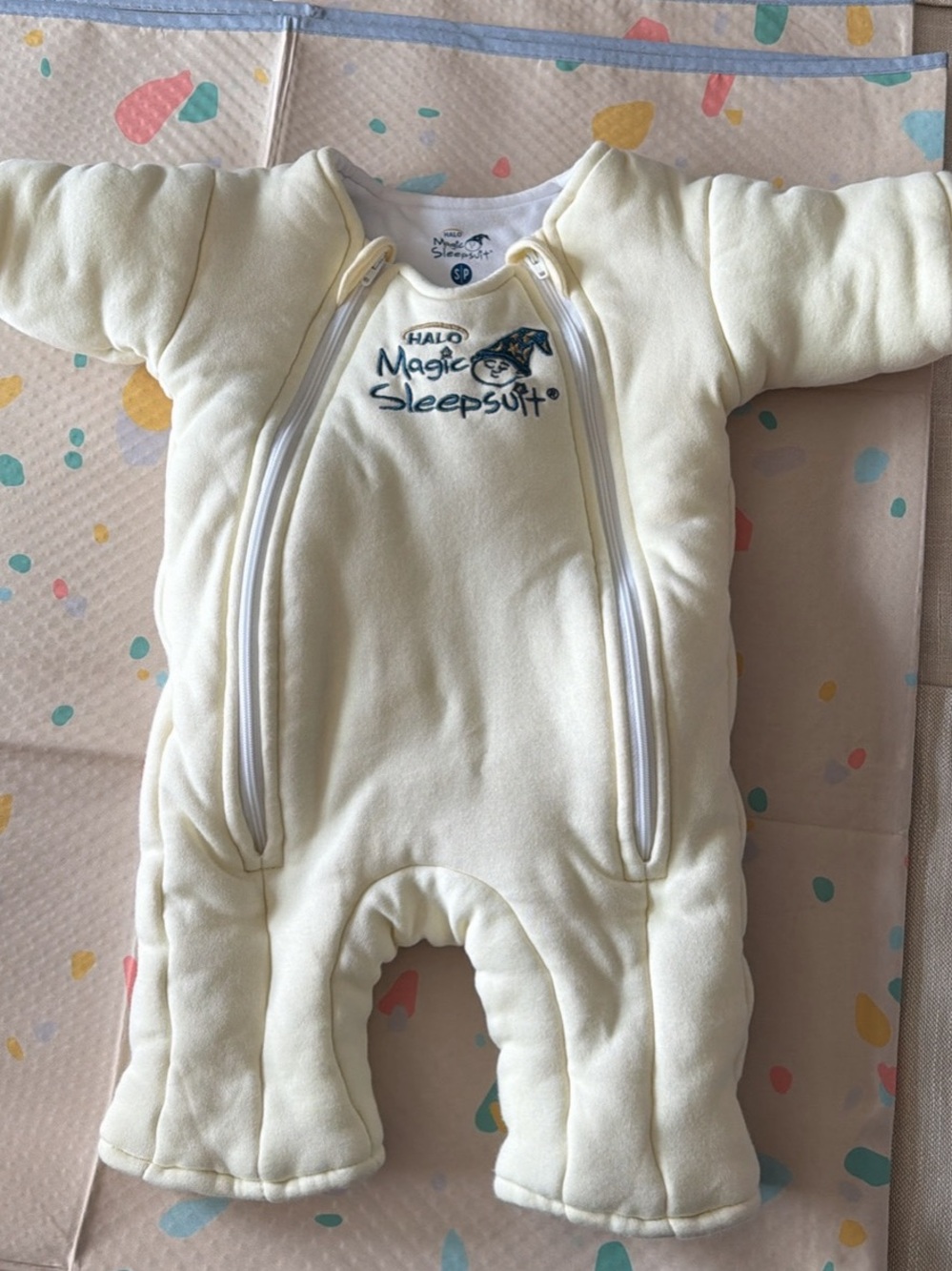 Halo Magic Sleepsuit Cream One-Piece
Small petite